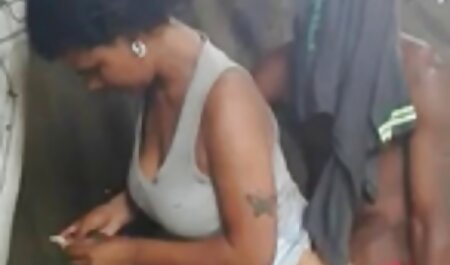 De man in het wit boog over een zwarte vrouw gratis harde sex filmpjes met kanker en plantte het